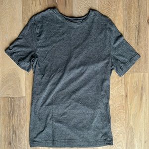 Men’s H&M Slim Fit Tshirt